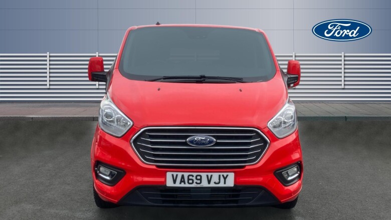 Ford Tourneo Custom 320 L1 Diesel Fwd 2.0 EcoBlue 136ps H1 Titanium 8 seater